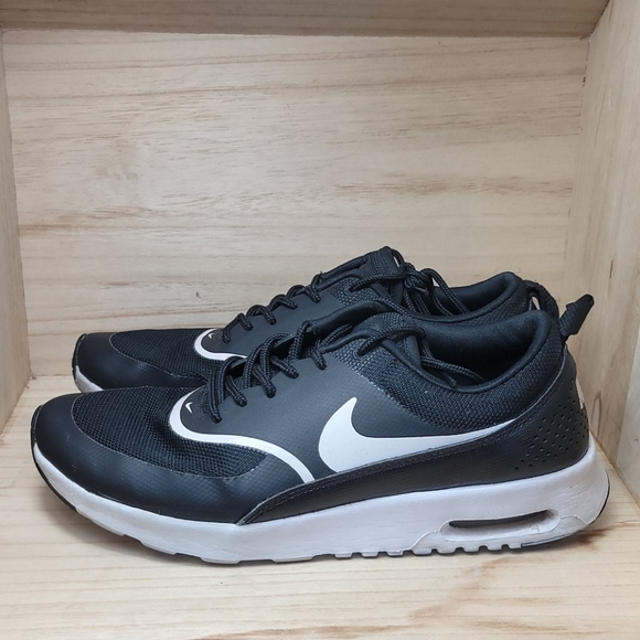 Nike Womens Air Max Thea Gymnastics Shoes - Picture 6 of 10